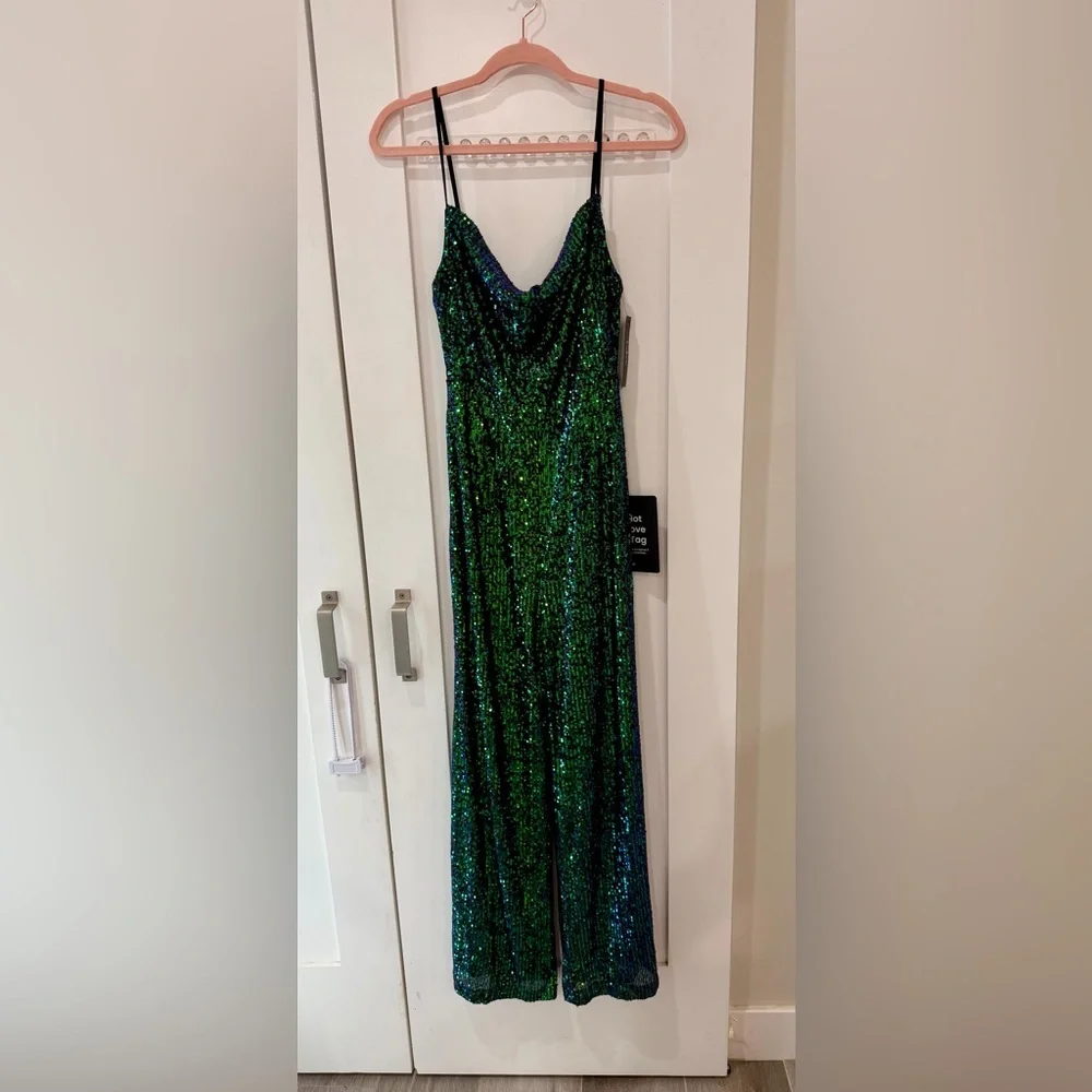 NWT Lulu’s Green Iridescent Sequin Wide-Leg Jumpsuit - Picture 6 of 15